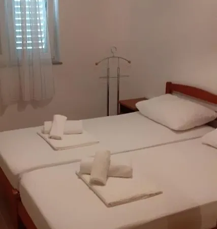 Apartment Leti Kastela
