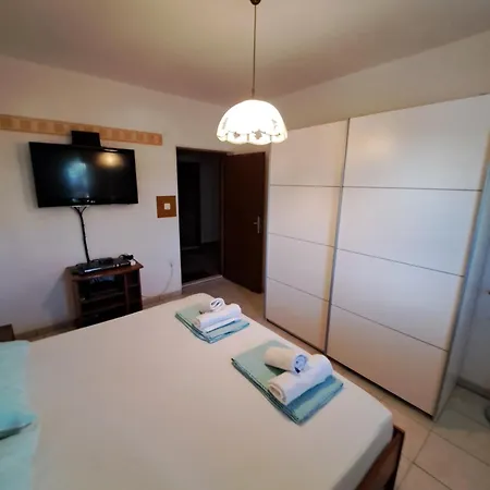 Leti Apartment *