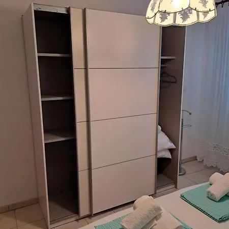 Leti Apartment