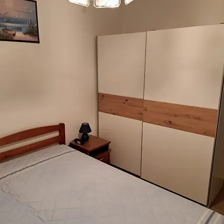 Apartment Leti *