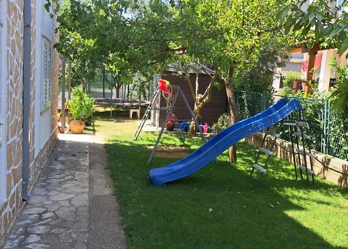 Leti * Kaštela